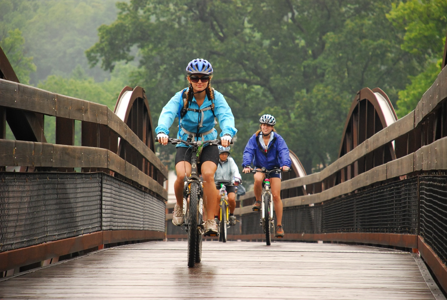 Cyclists on the GAP Trail